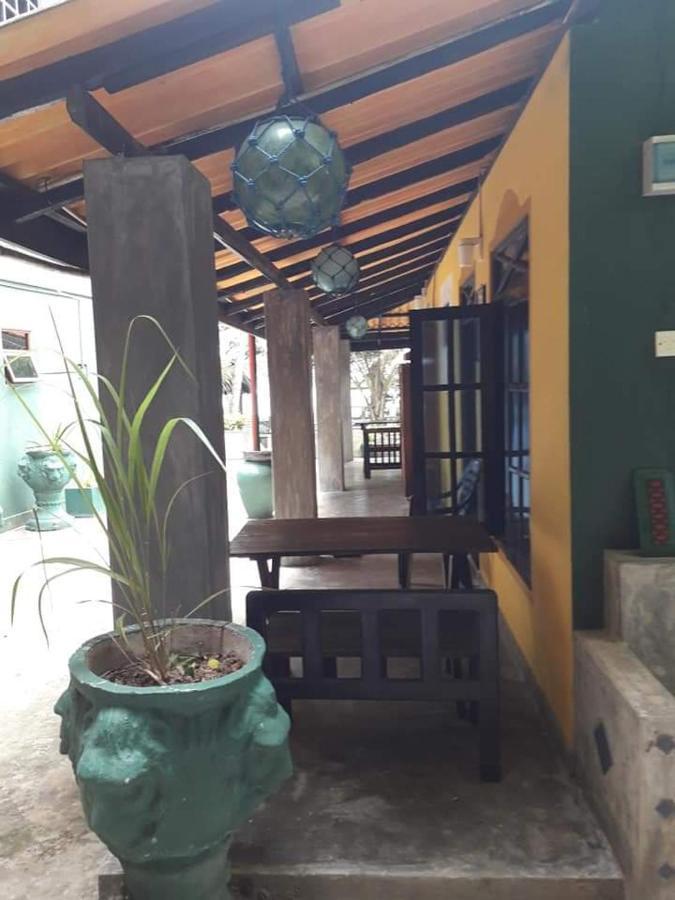 Praneeth Guest House Mirissa Exterior photo