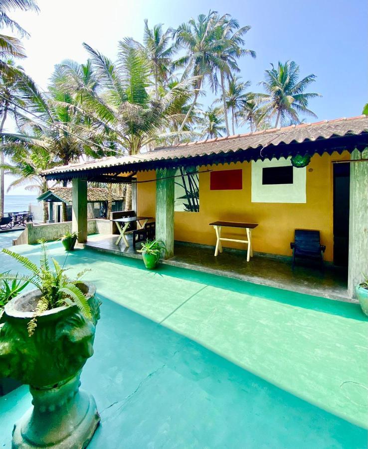 Praneeth Guest House Mirissa Exterior photo