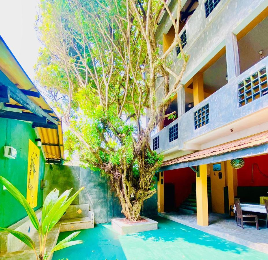 Praneeth Guest House Mirissa Exterior photo